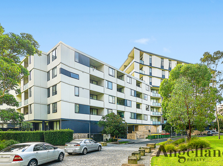 206/5 Vermont Crescent Image 6