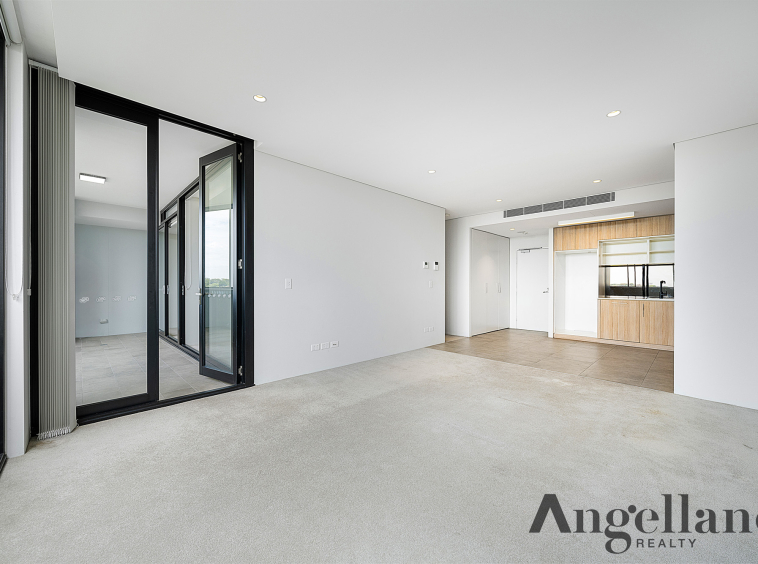 106/78 Mobbs Lane Image 2
