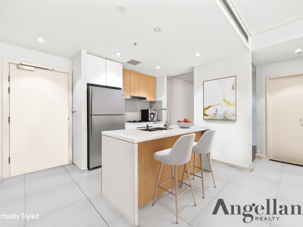 512/5 Nipper Street Image 2