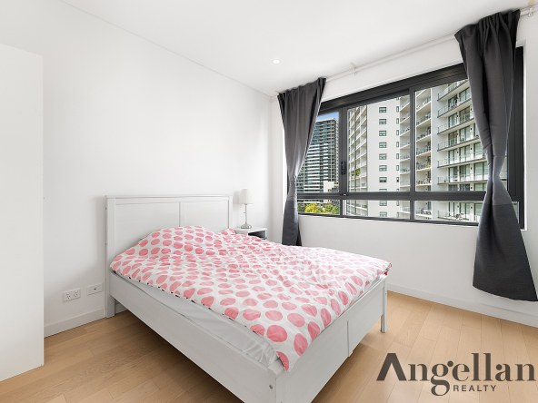 1001/36 Shoreline Drive Image 3