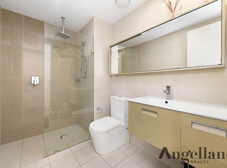 1001/36 Shoreline Drive Image 4