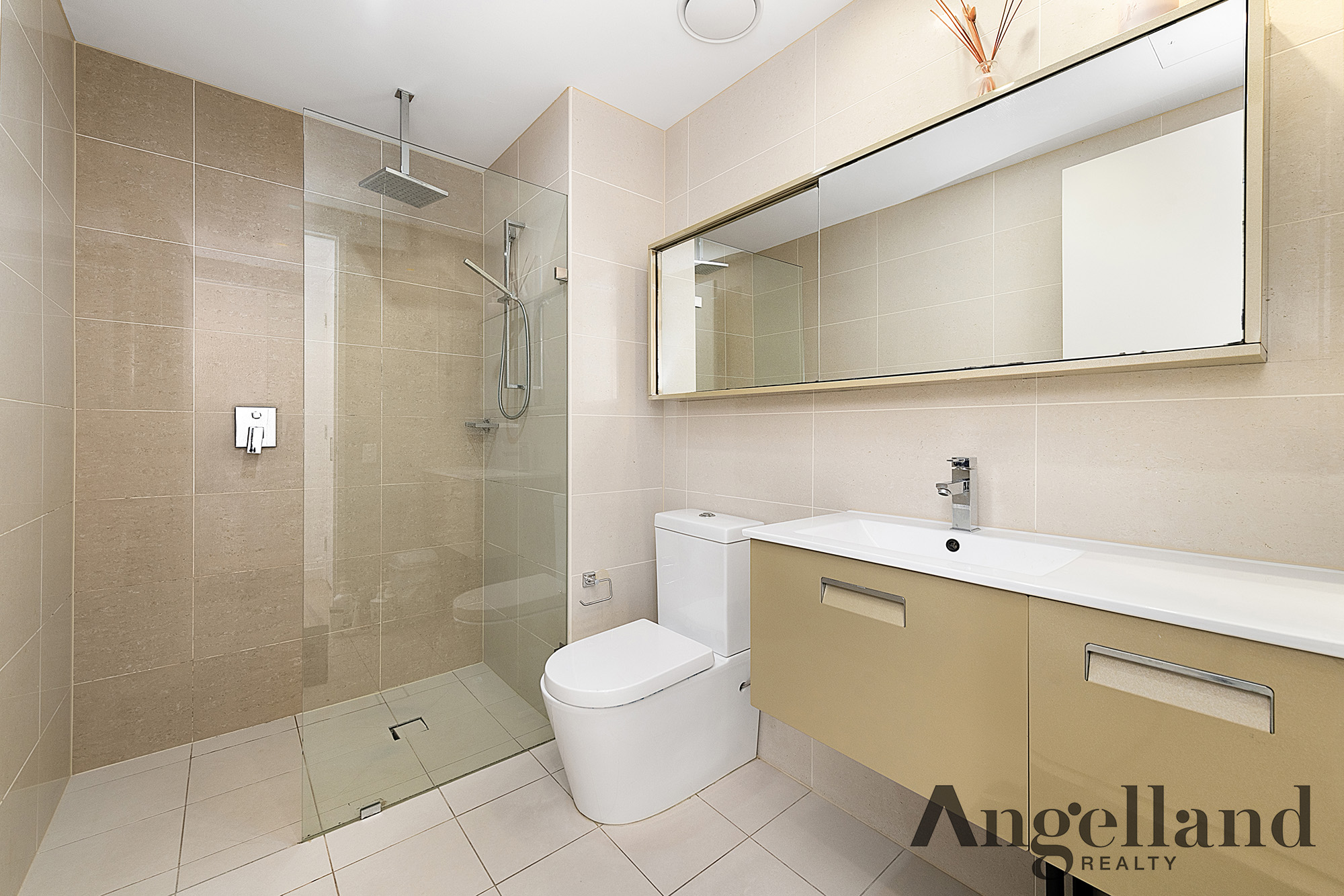 1001/36 Shoreline Drive Image 4