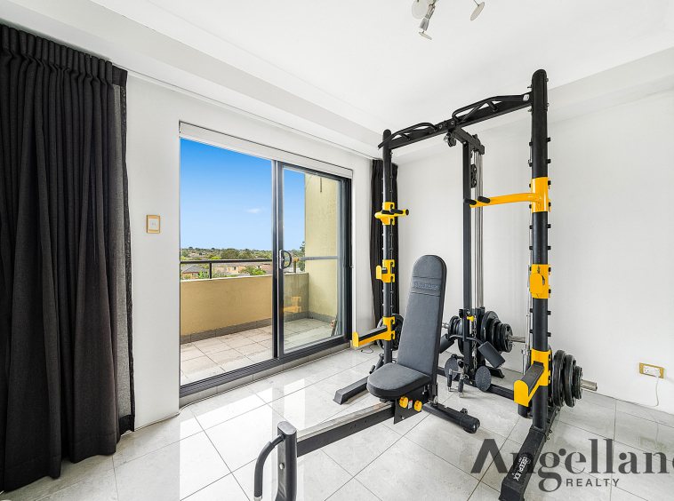 13/62-68 Sharp Street Image 5