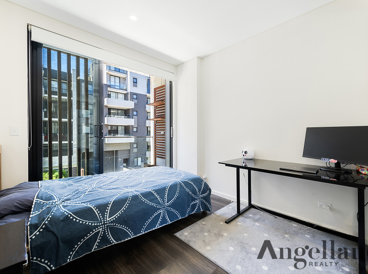18/25-29 Smallwood Avenue Image 4