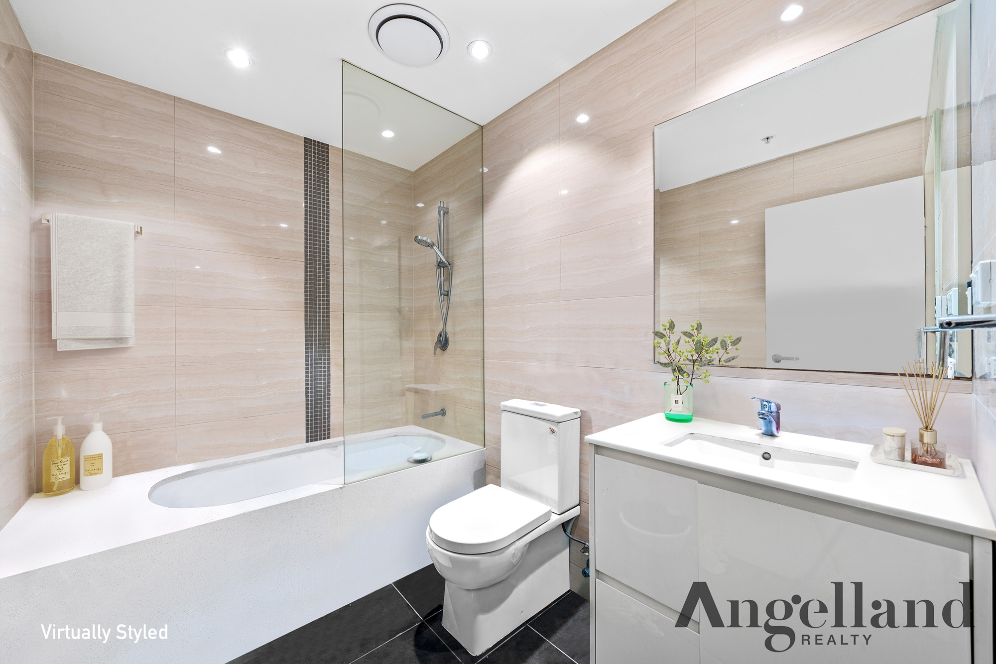 512/5 Nipper Street Image 5