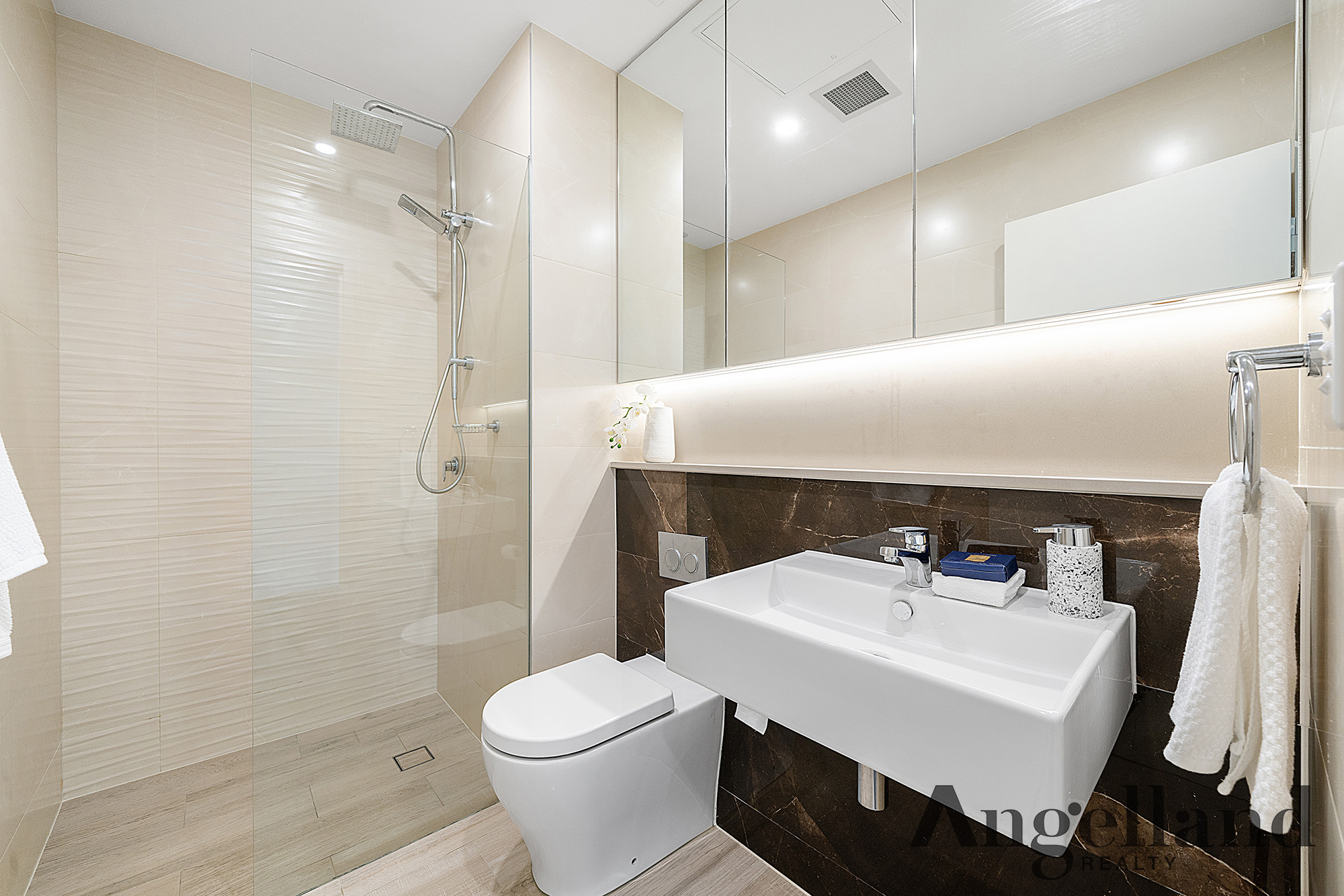 409/1 Markham Place Image 6