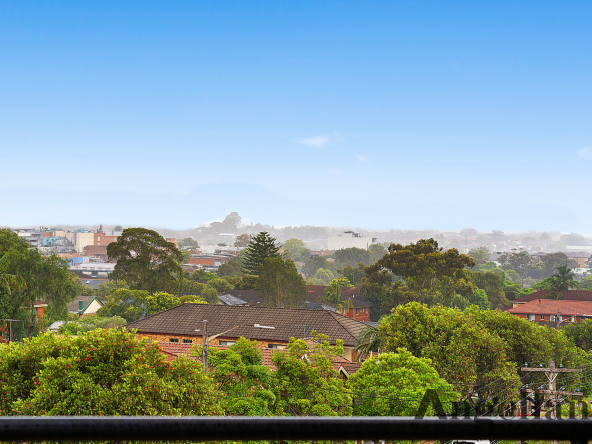 13/62-68 Sharp Street Image 9