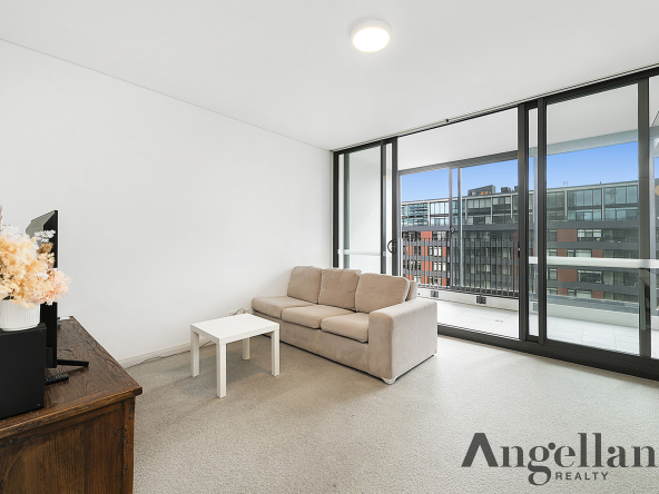 709/57 Hill Road Wentworth Point 03