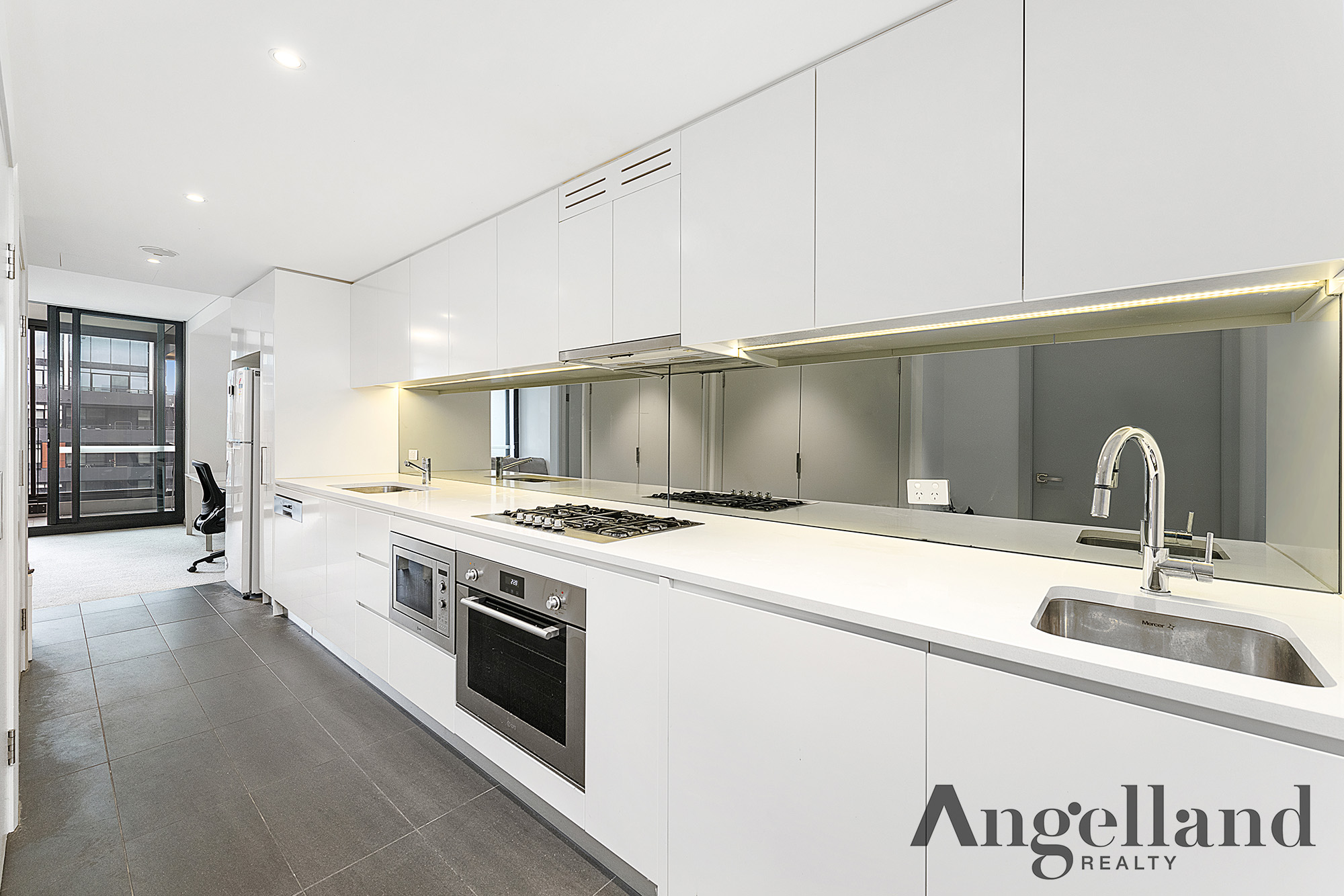 709/57 Hill Road Wentworth Point 04