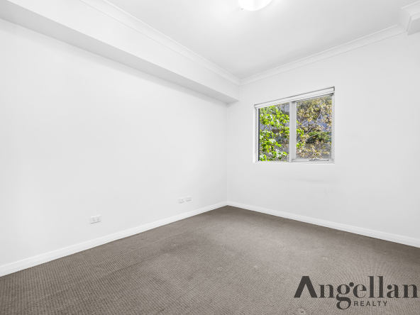 104/26 Marsh Street Wolli Creek 4