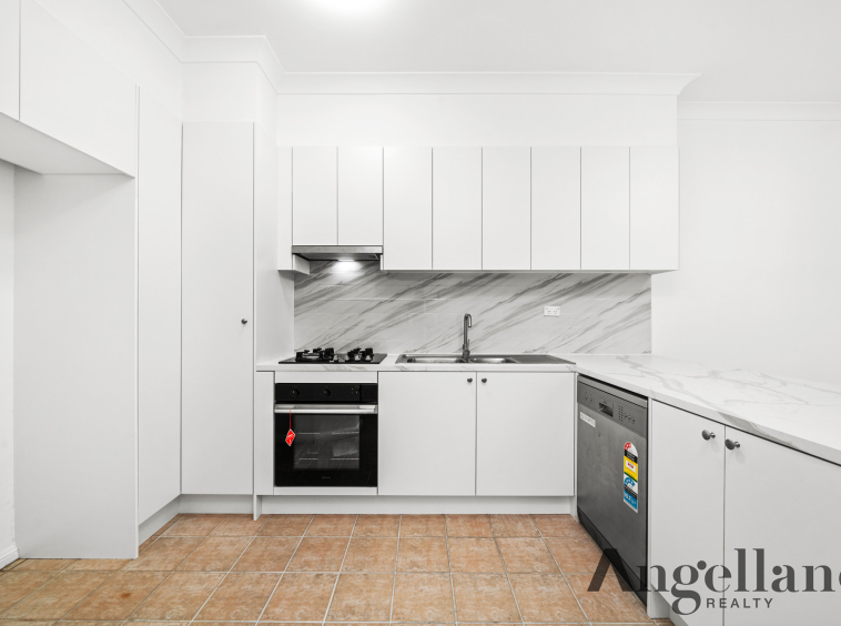 2/5 Brisbane Street Harris Park 4