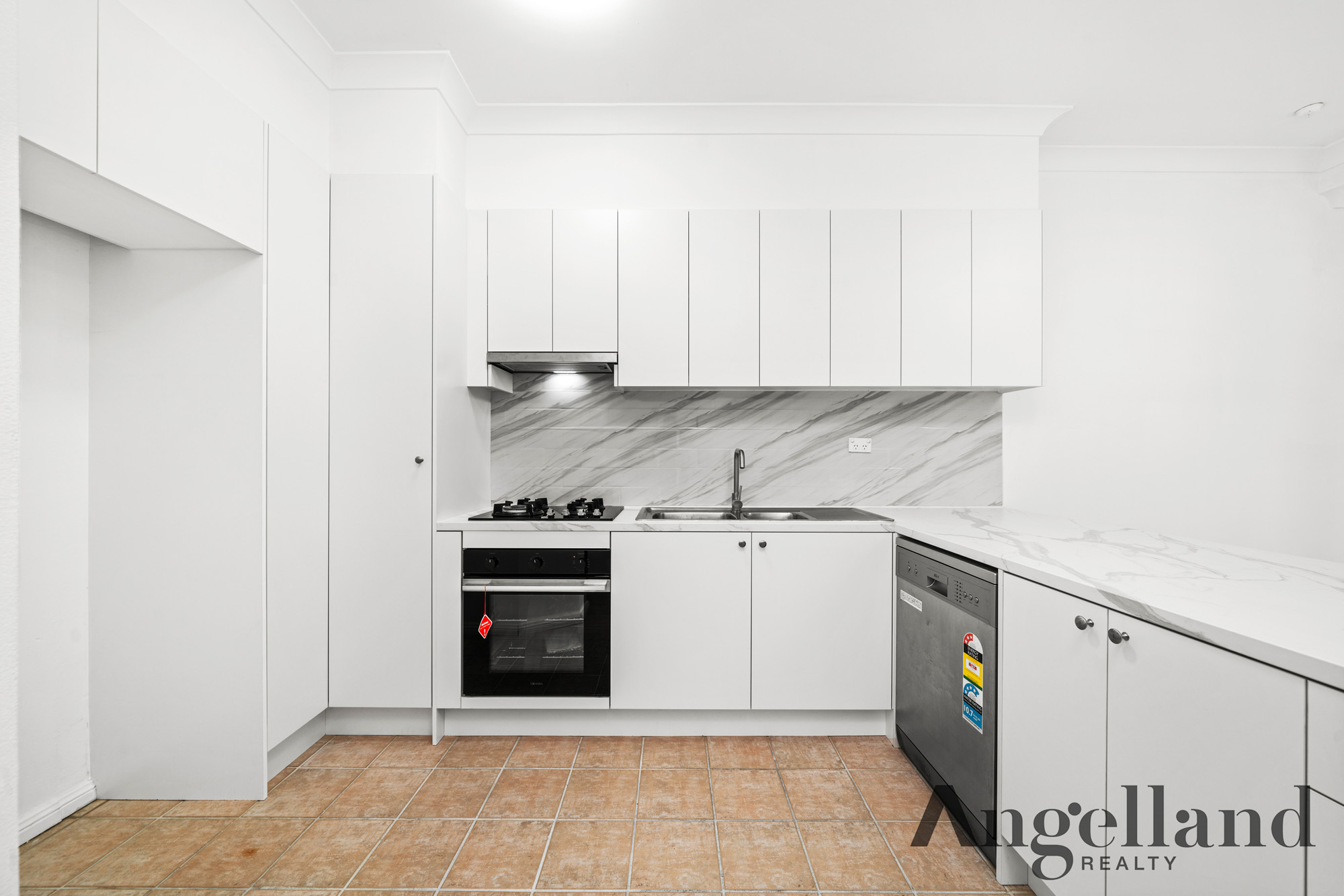 2/5 Brisbane Street Harris Park 4