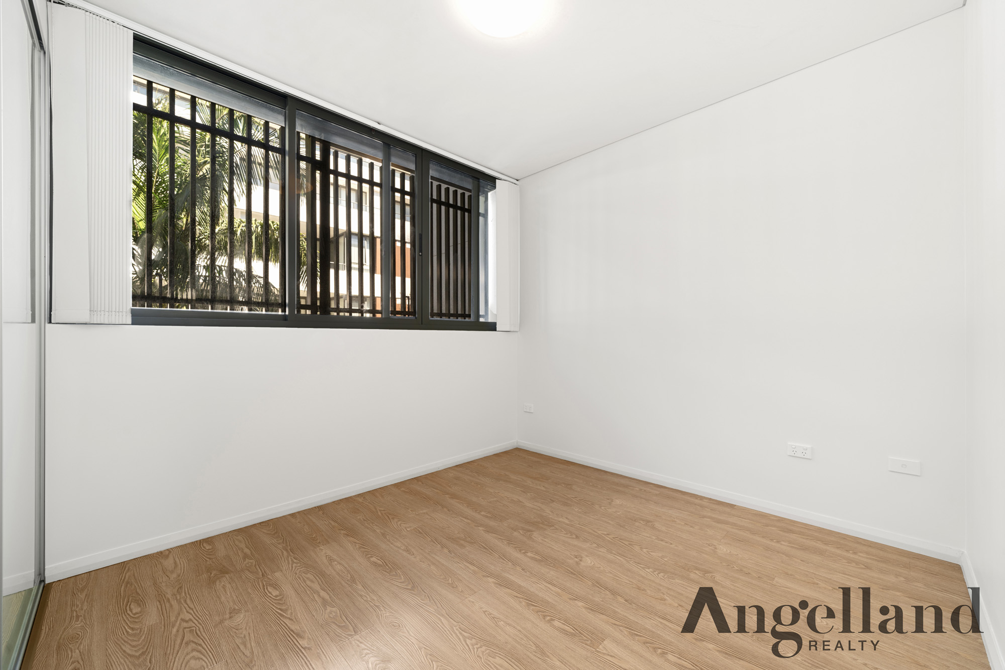 305A/1-9 Allengrove Crescent North Ryde 5