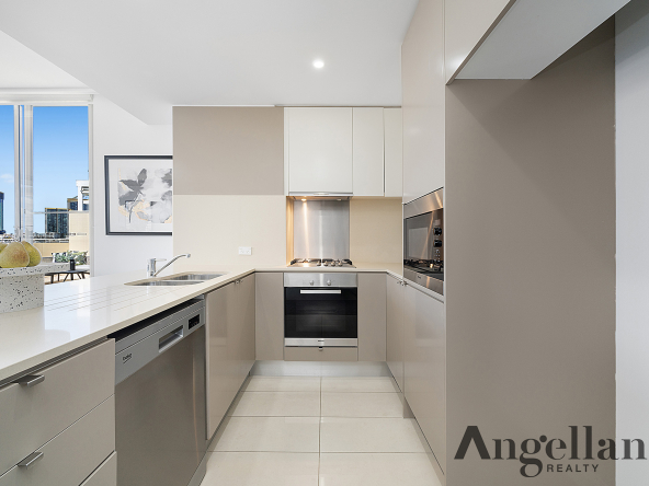 850/2 The Crescent Wentworth Point 3