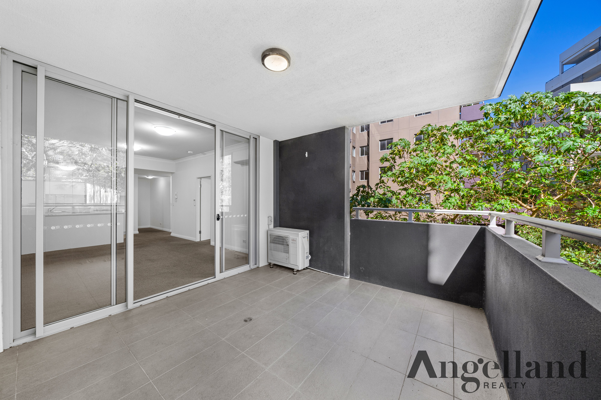 104/26 Marsh Street Wolli Creek 6