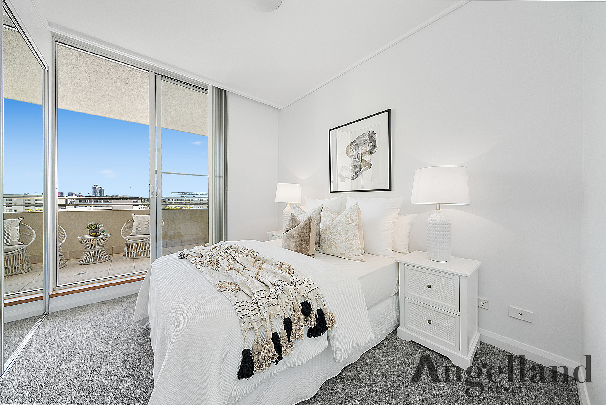 850/2 The Crescent Wentworth Point 4
