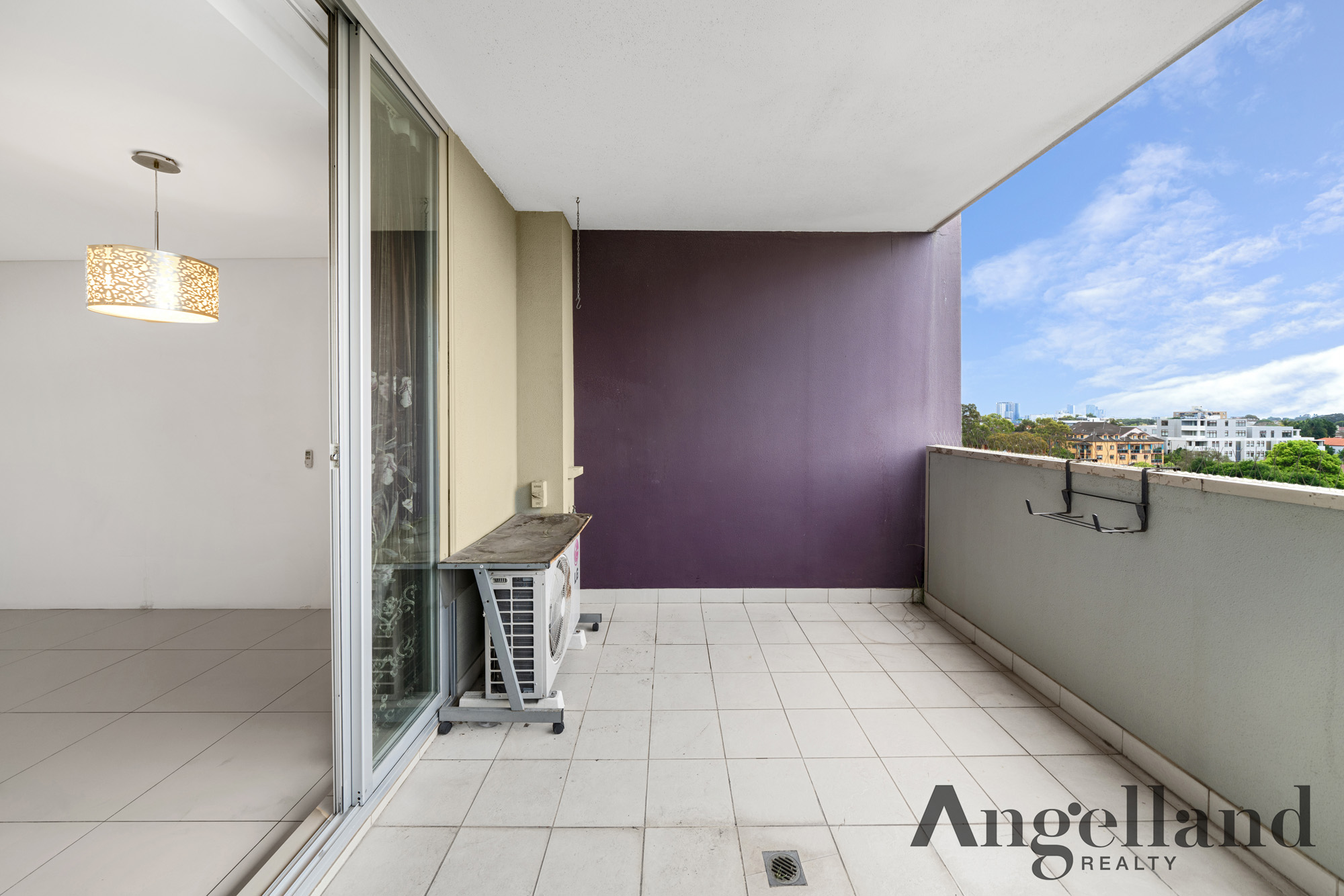 61/3 Railway Parade Burwood 7