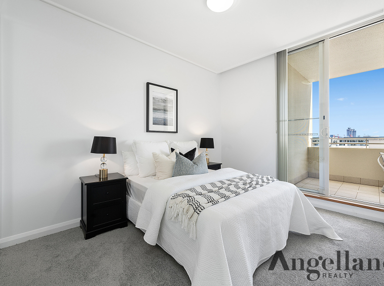 850/2 The Crescent Wentworth Point 5