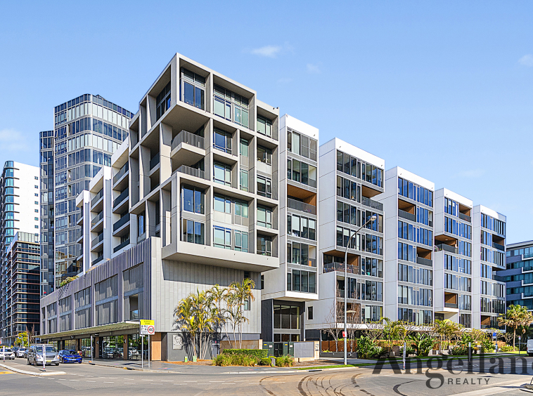 709/57 Hill Road Wentworth Point 01